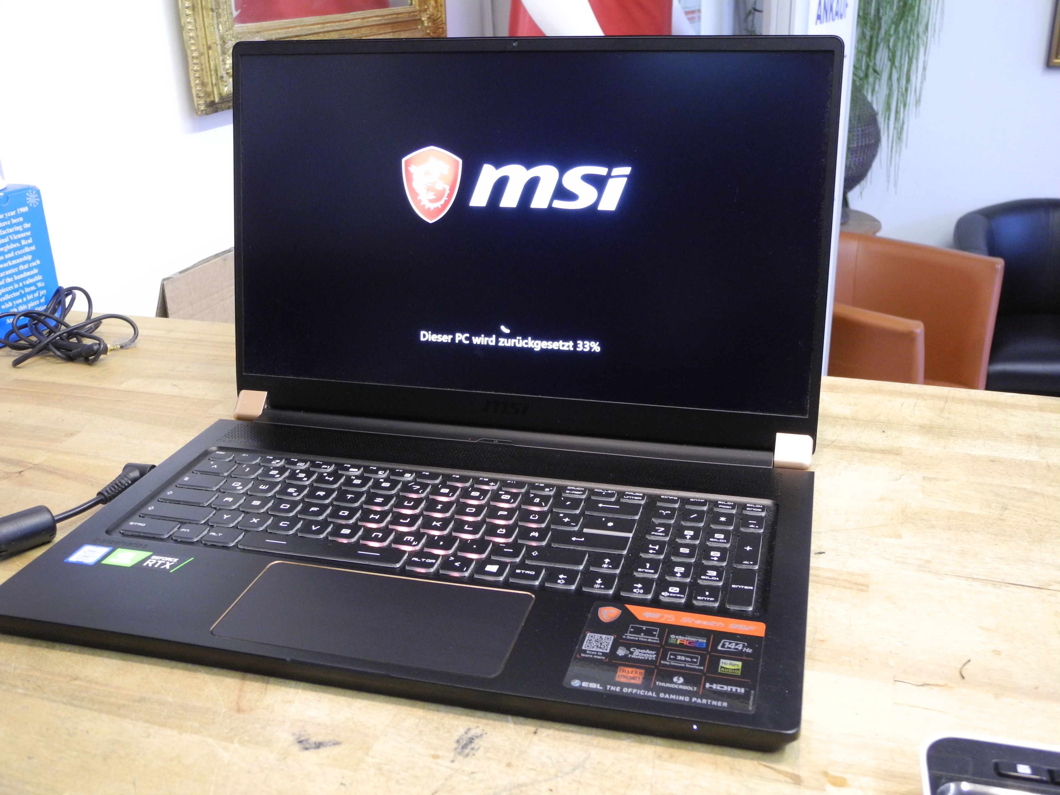 MSI GS75 Stealth 95F Gaming Laptop