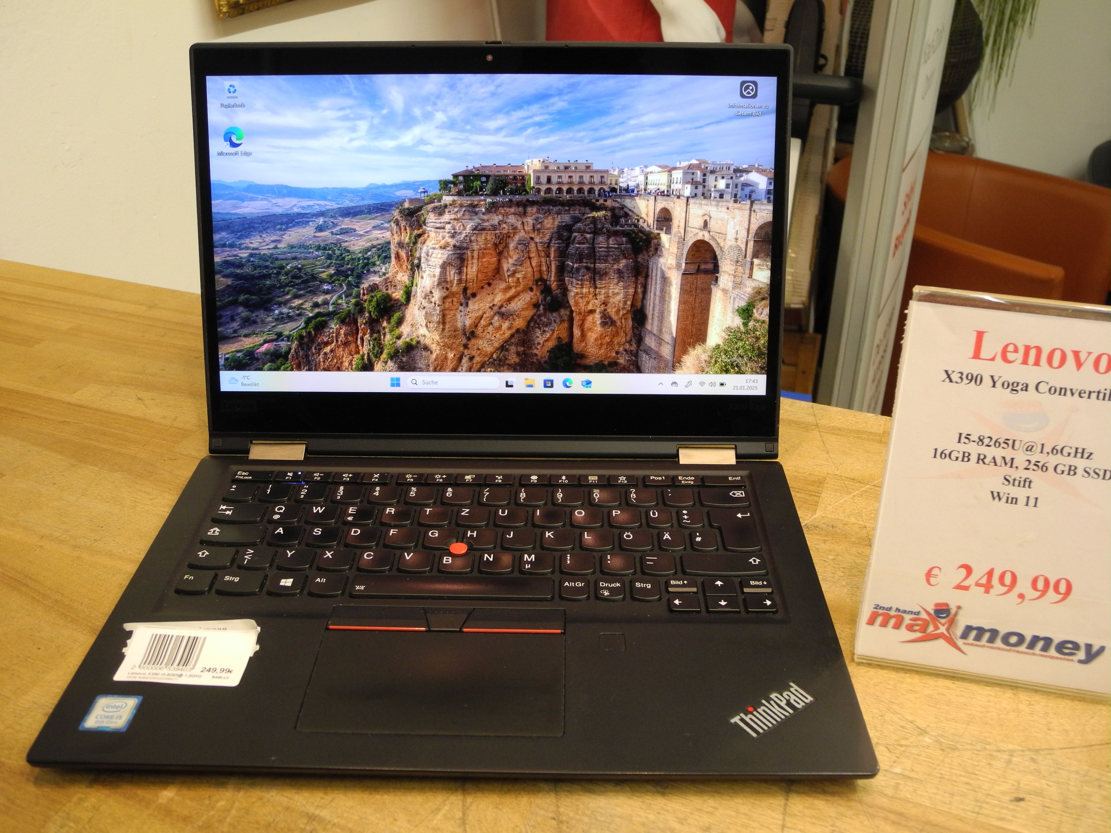 Lenovo X390 Notebook